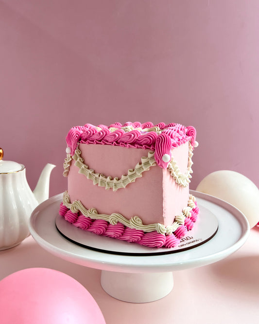 BARBIE HEART CAKE💖