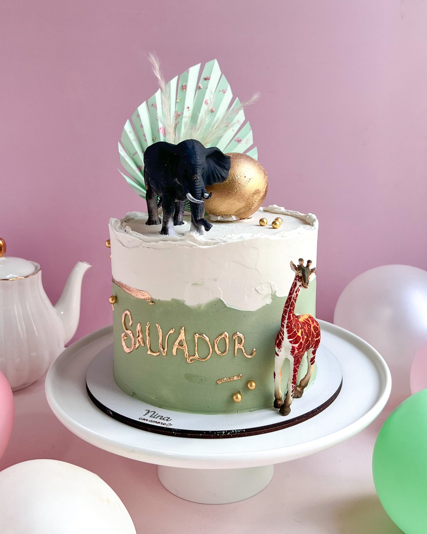 ANIMALES SALVAJES CAKE