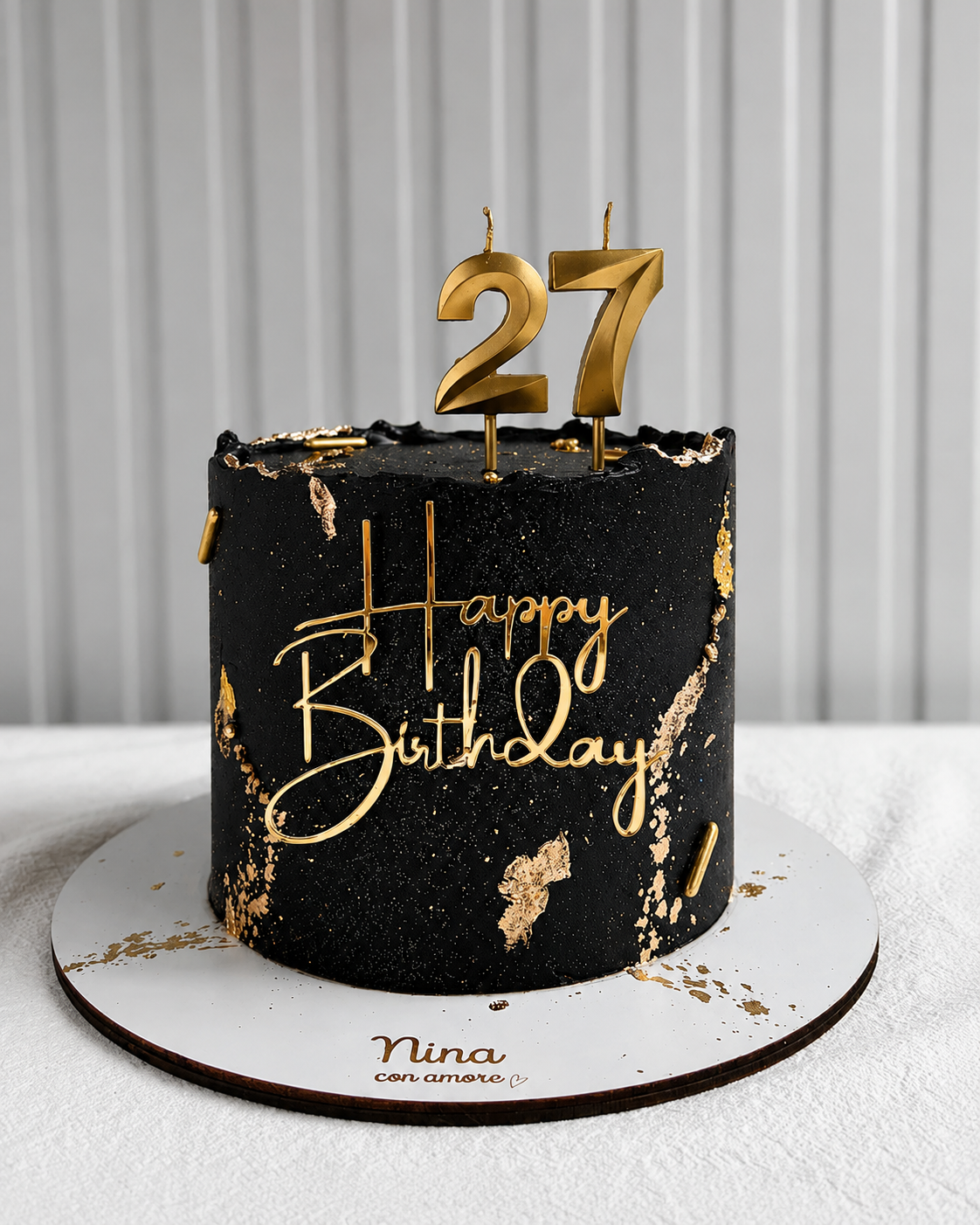 CAKE NEGRO Y DORADO