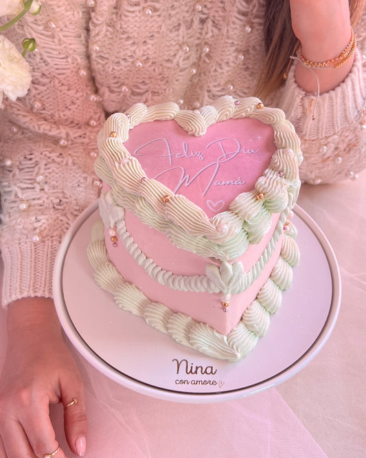 MOM'S BURNING CAKE🤍