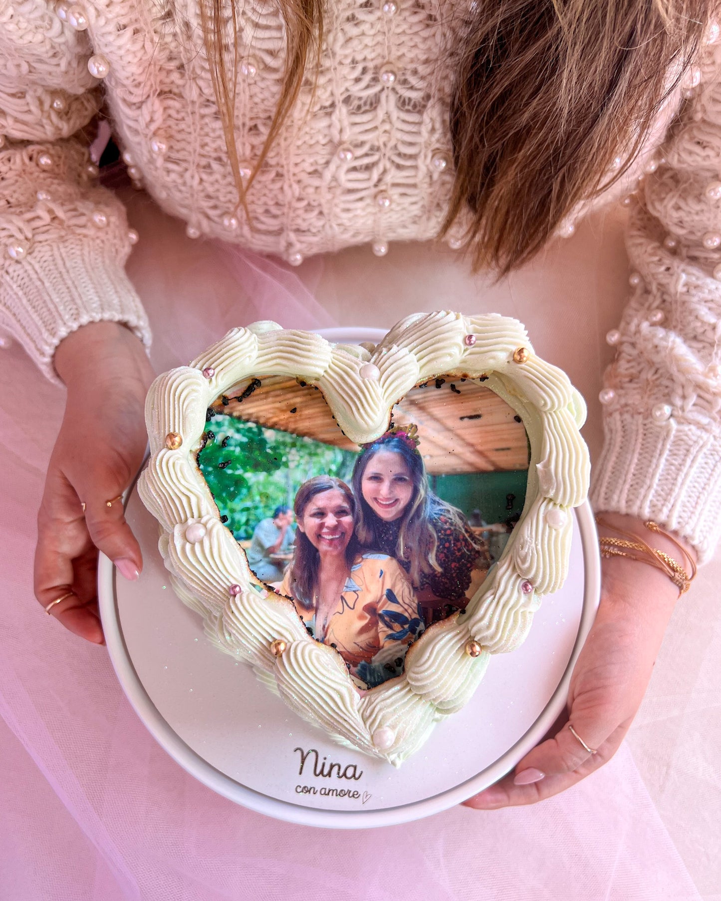 MOM'S BURNING CAKE🤍