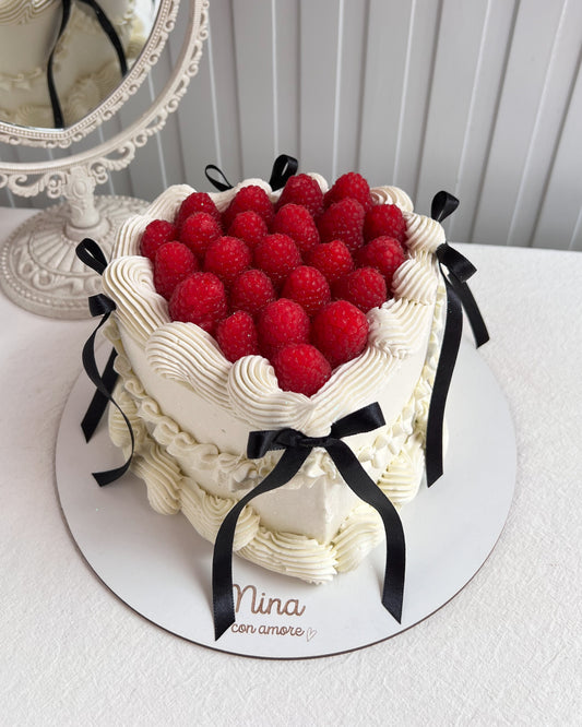 VINTAGE HEART CON FRAMBUESAS - Lazos Negros
