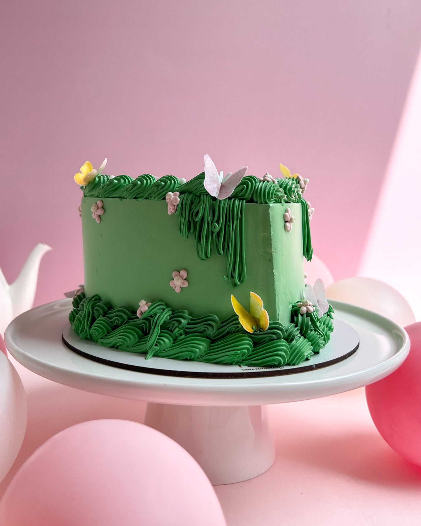 CORAZÓN VINTAGE CON MARIPOSAS - Verde