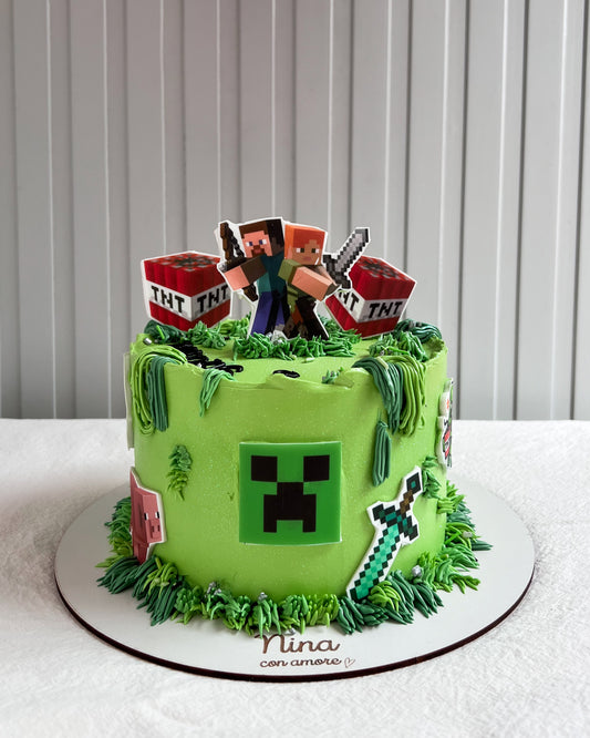 MINECRAFT CAKE