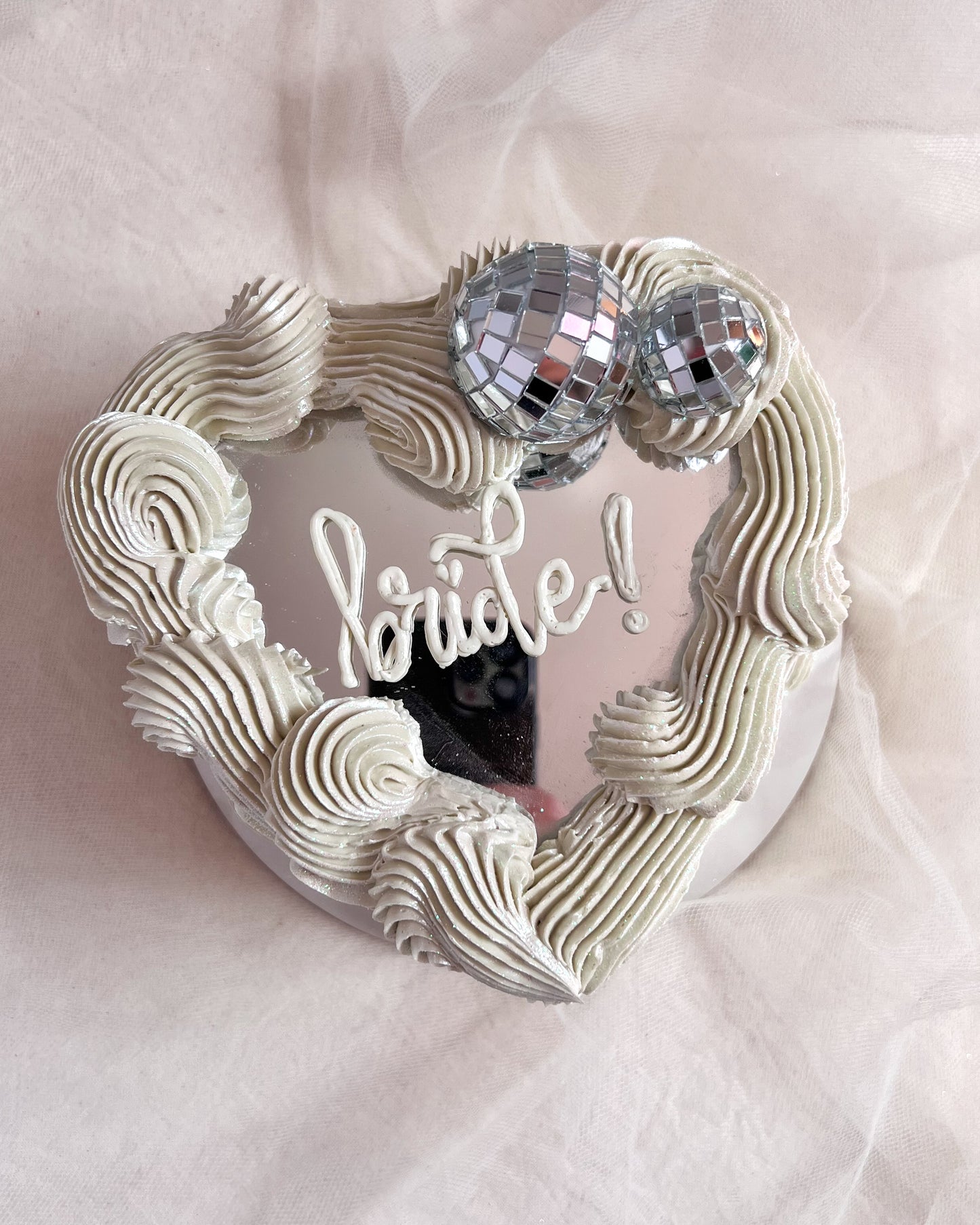 FULL GLITTER SELFIE HEART - White+ Disco Balls