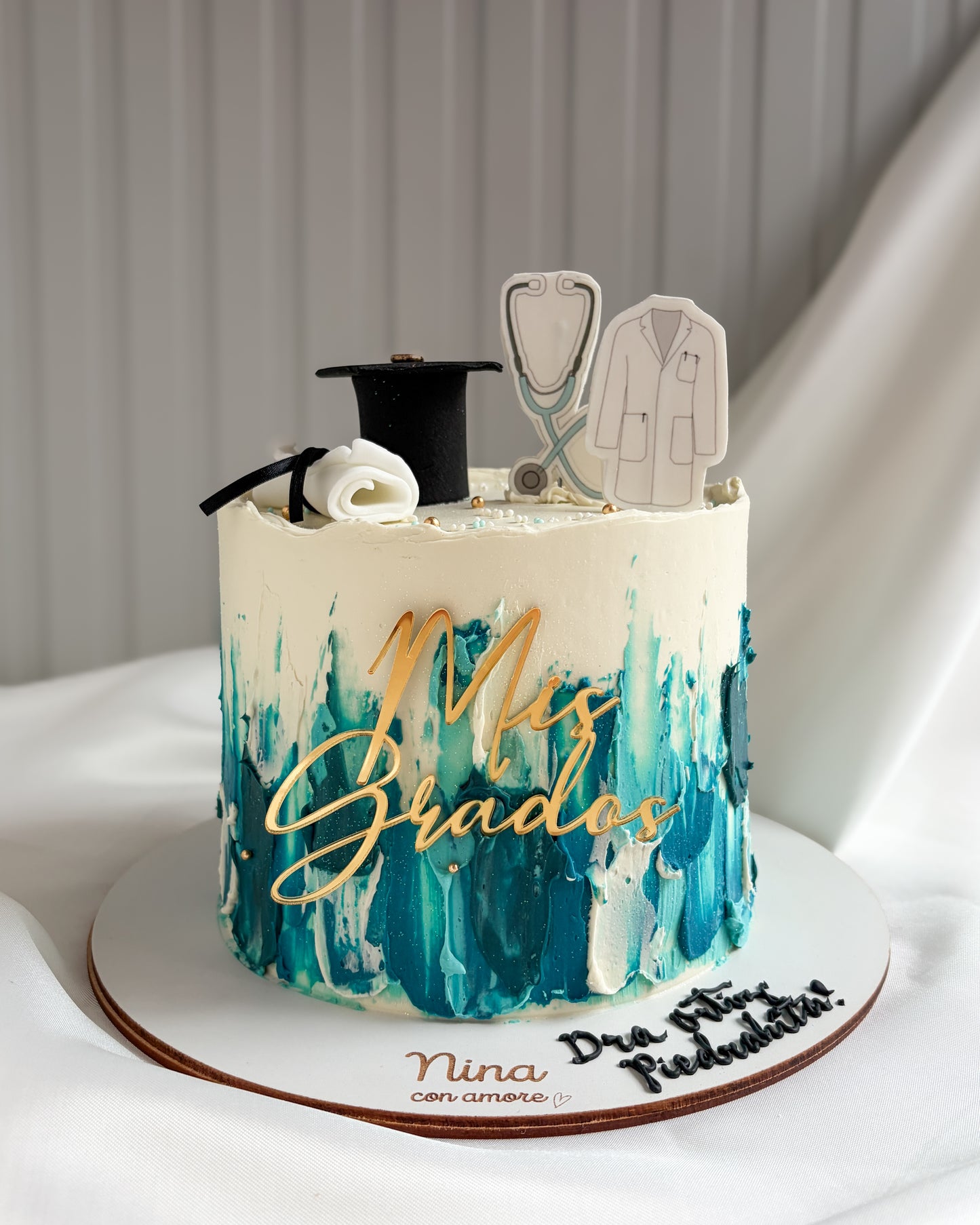 GRADUATION CAKE - Médico