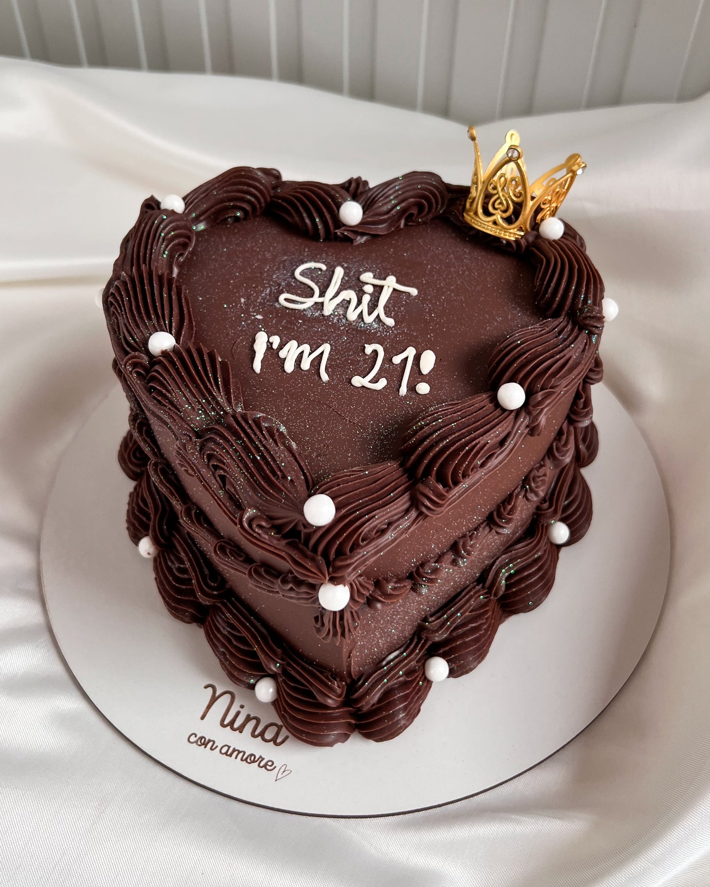 HEART CAKE MARRON - Corona + Perlas