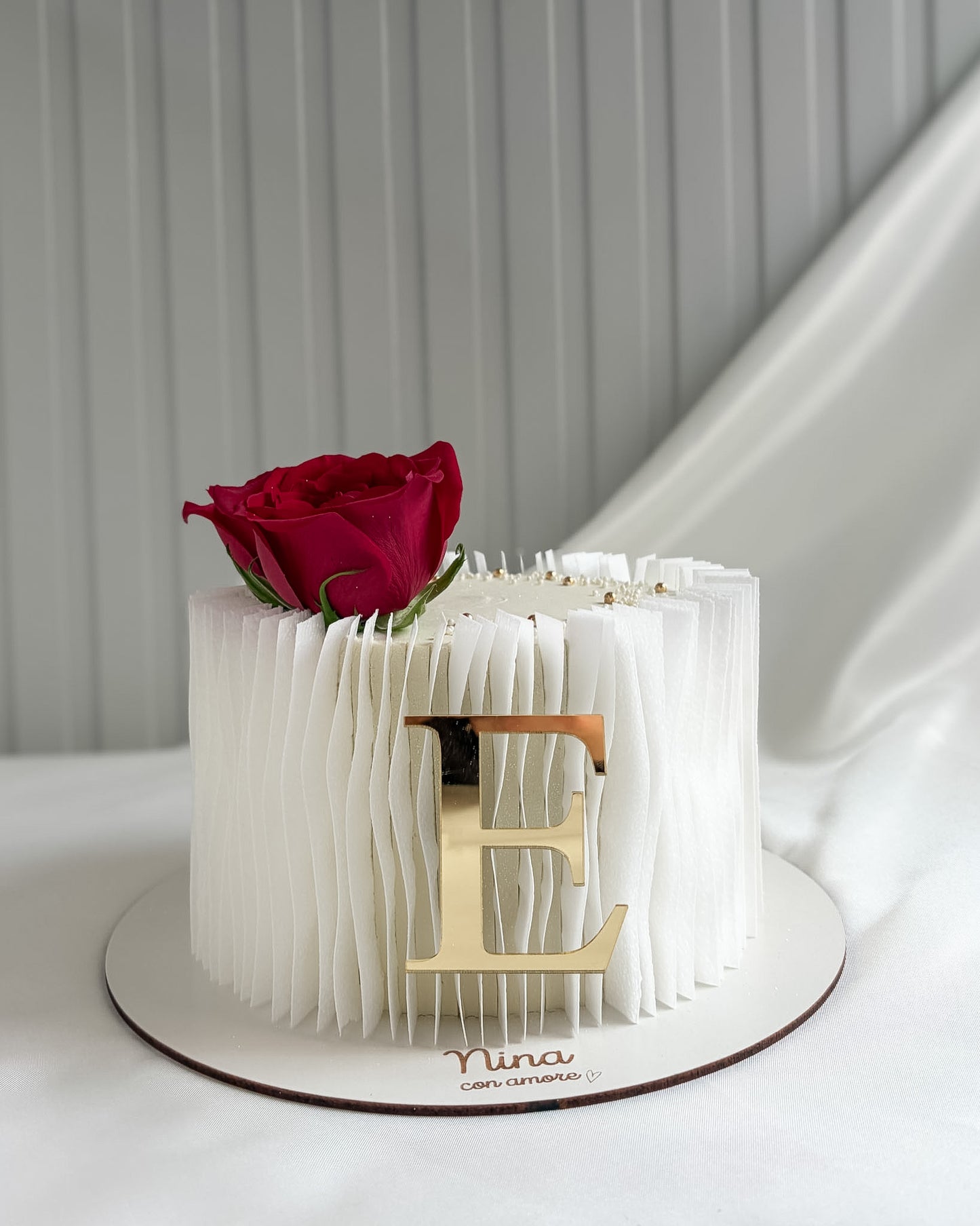 WAFER CAKE- Rosa y Letra Dorada