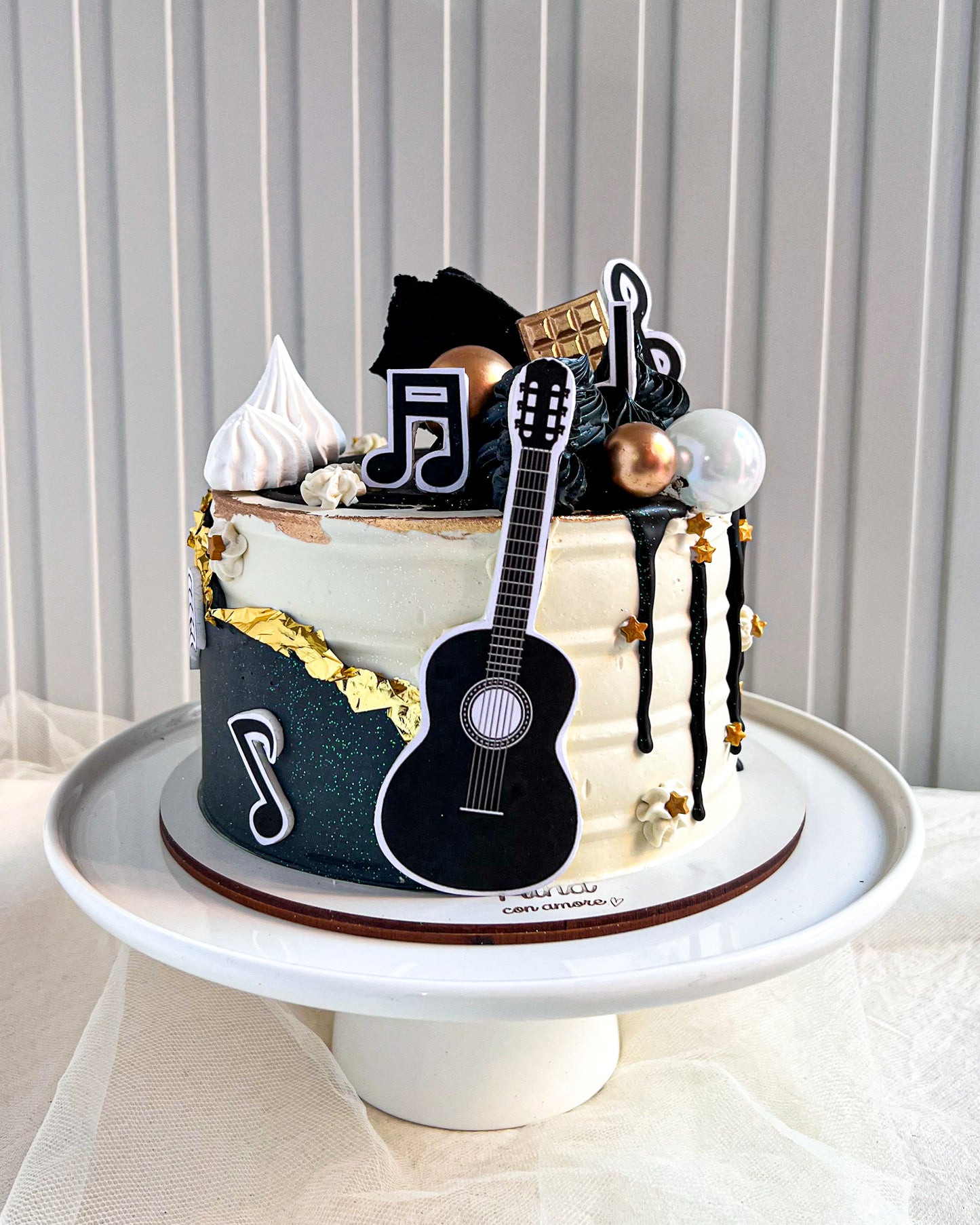 MUSIC CAKE - Blanco y Negro
