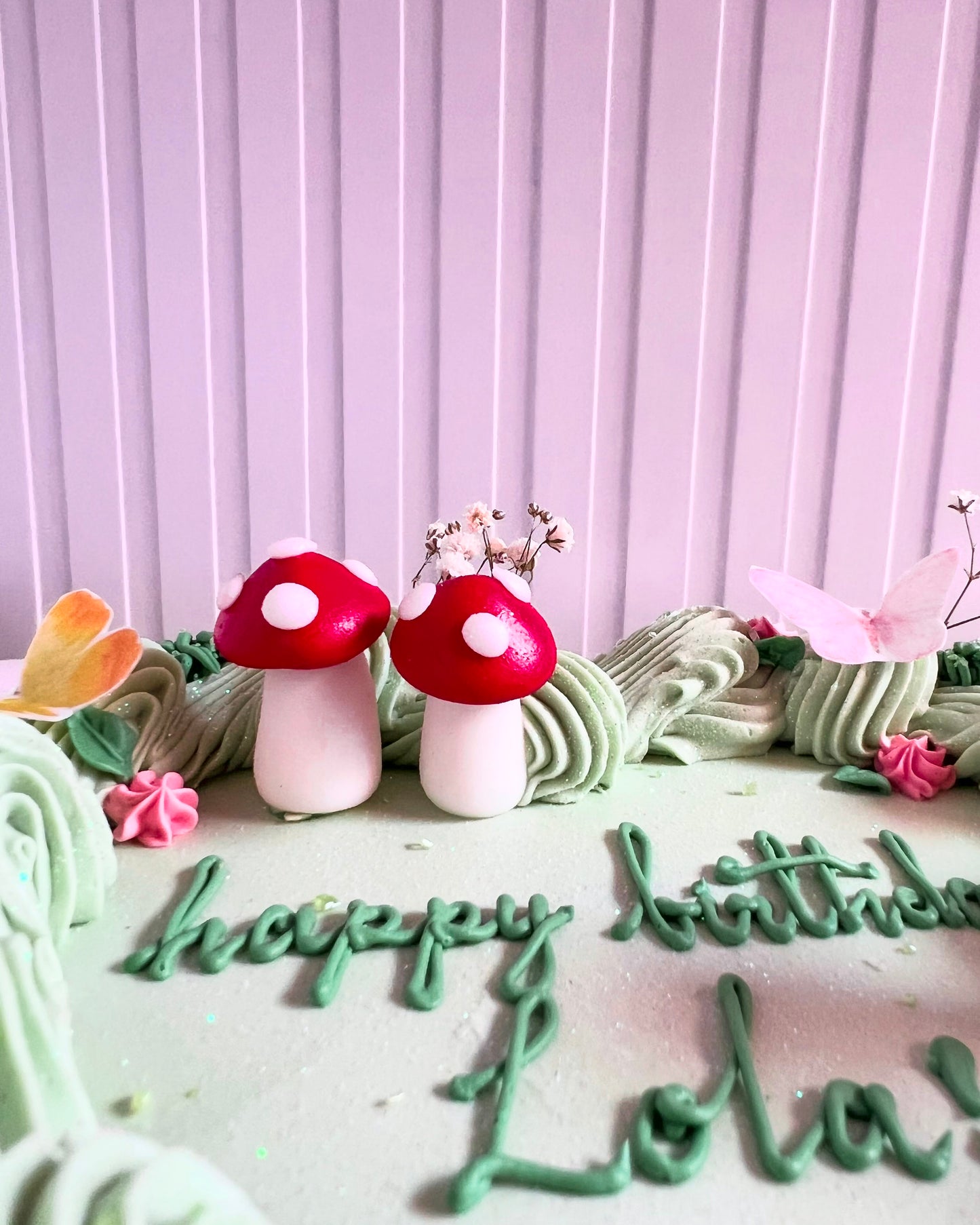 CORAZÓN CON HONGUITOS🍄 - Verde Menta