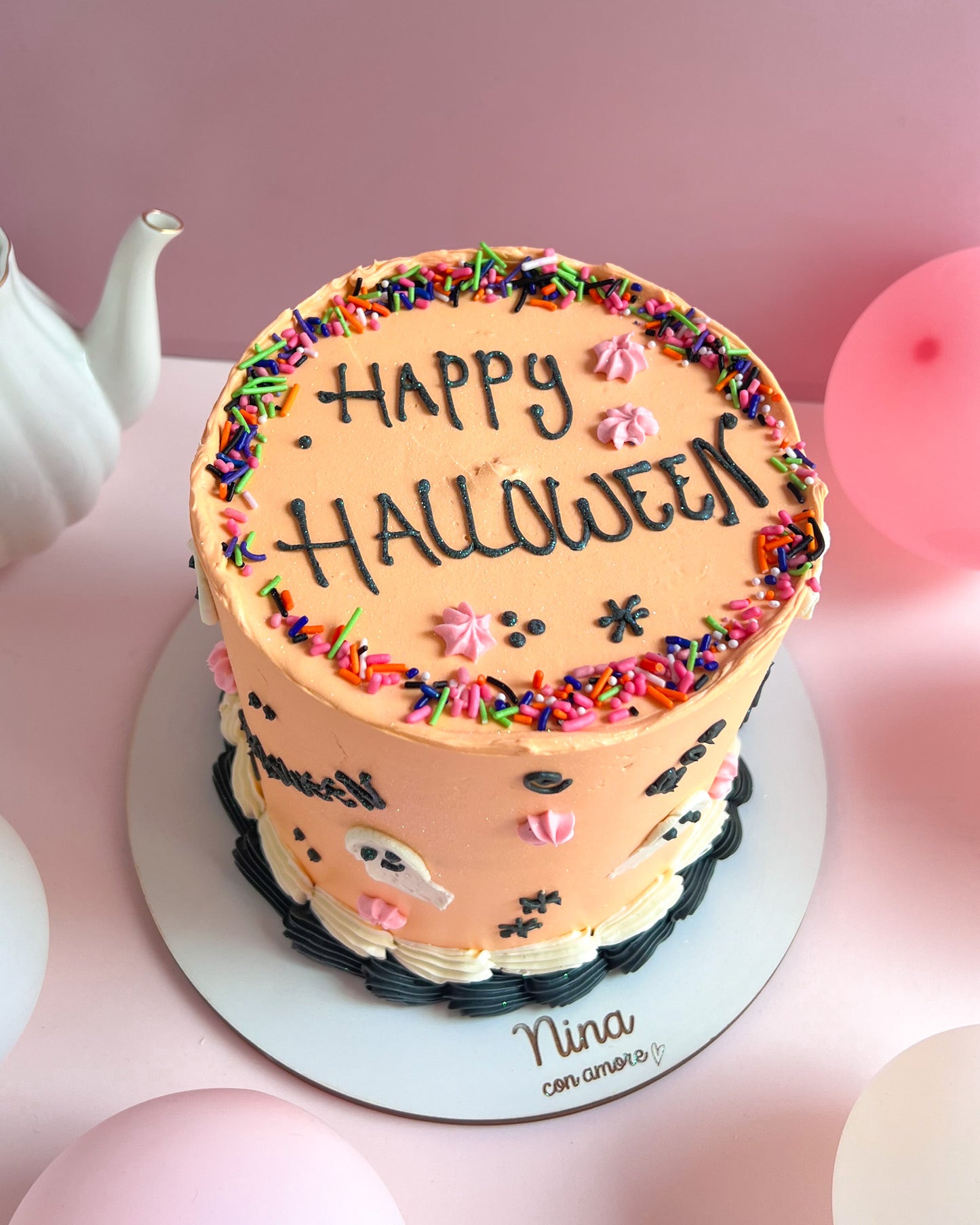HALLOWEEN CAKE