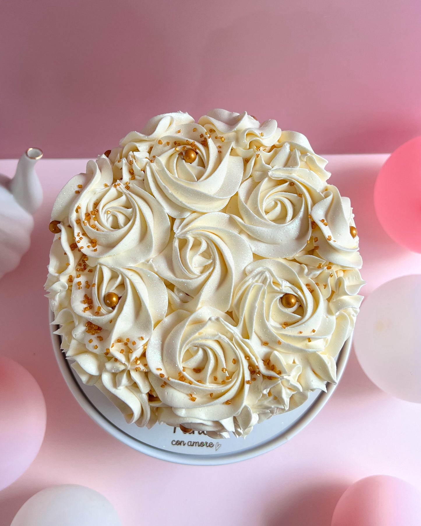 ROSETAS CAKE BLANCA - Perlas Doradas