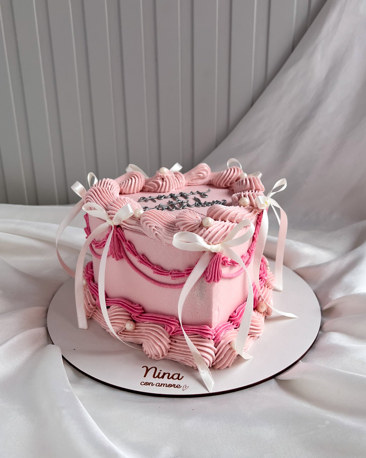 HEART CAKE ROSADO - Perlas + Lazos