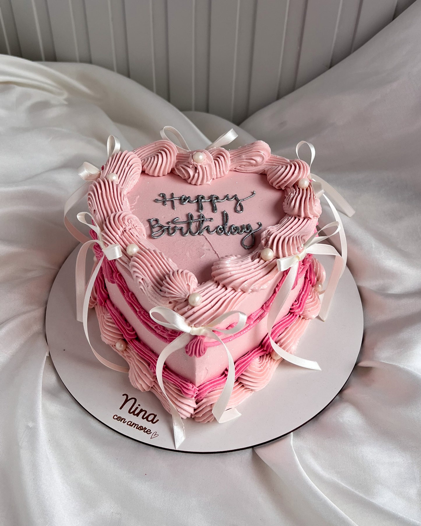 HEART CAKE ROSADO - Perlas + Lazos