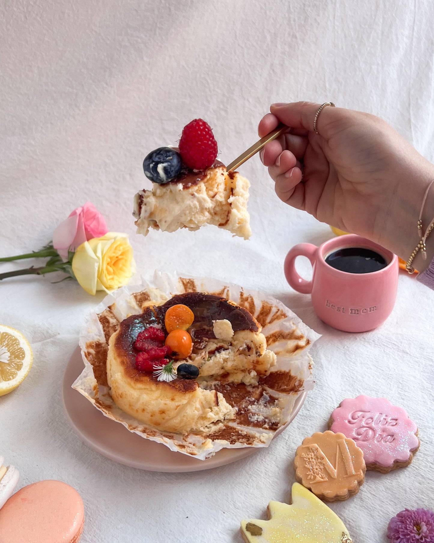 MOM BOX + Taza Rosada