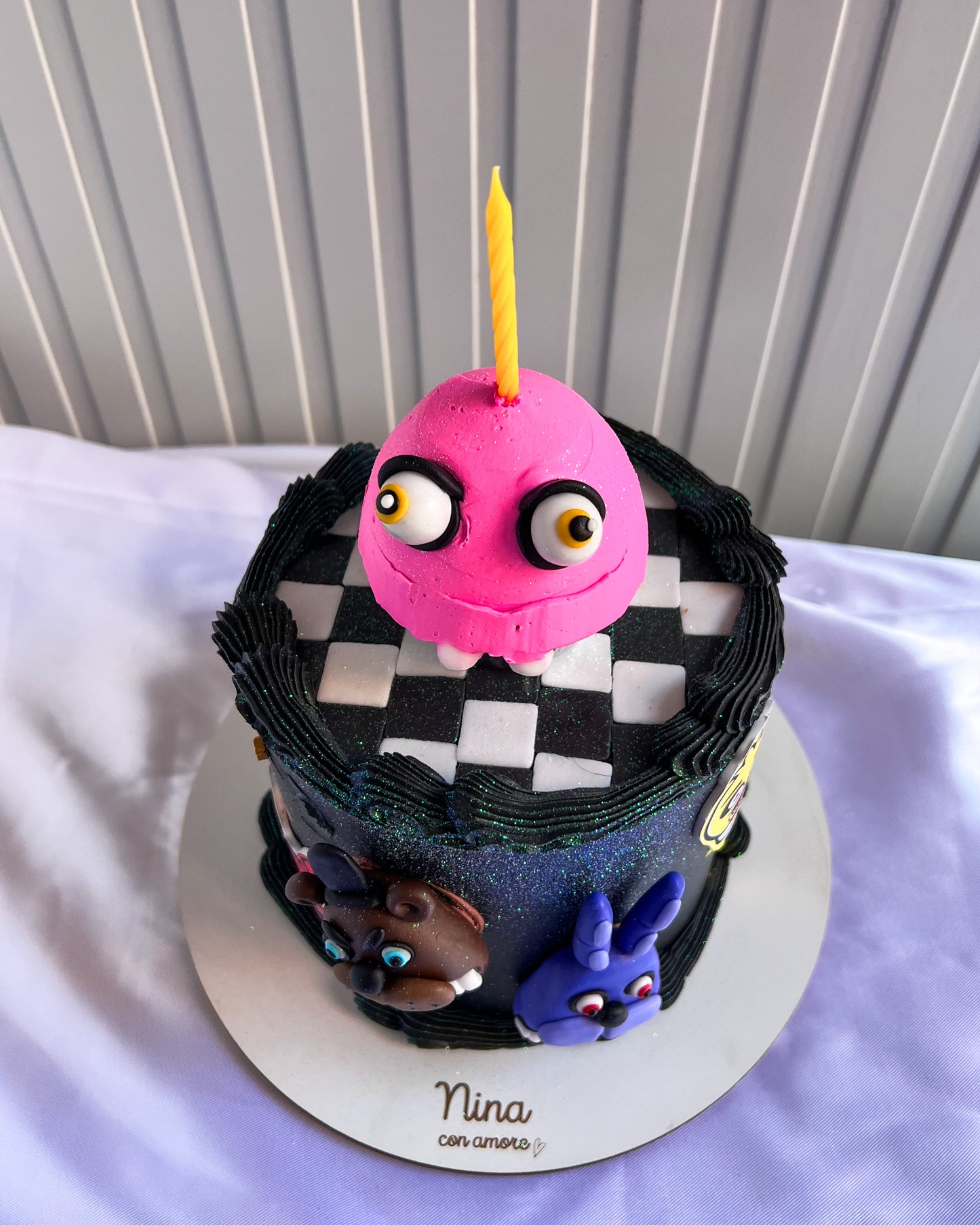 5 NIGHTS AT FREDDY'S CAKE - Black