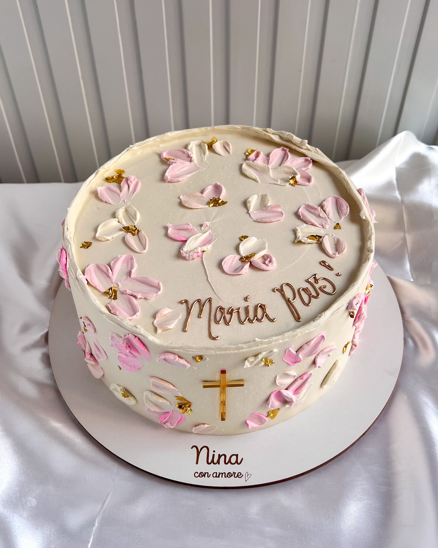 COMUNION CAKE - Flores en crema
