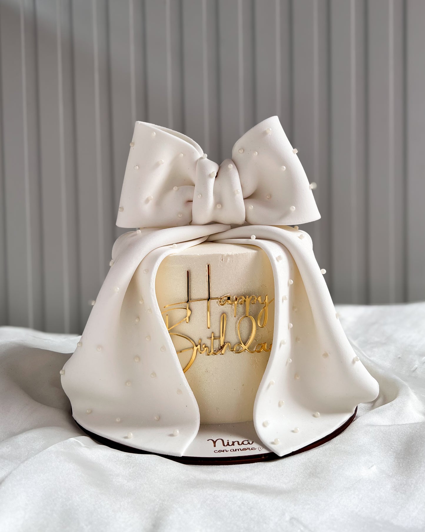 AURORA CAKE - Lazo Blanco + Perlas