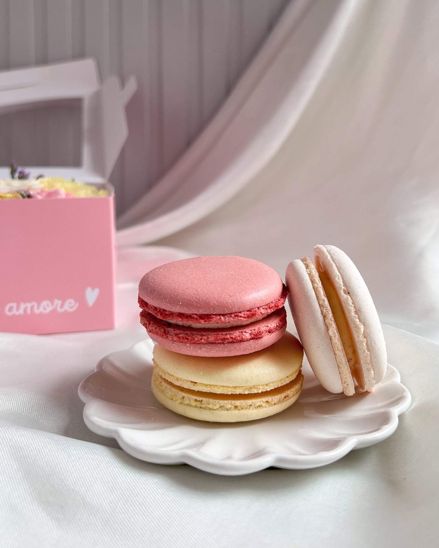 ZODIAC BIRTHDAY BOX + Arreglo de Flores