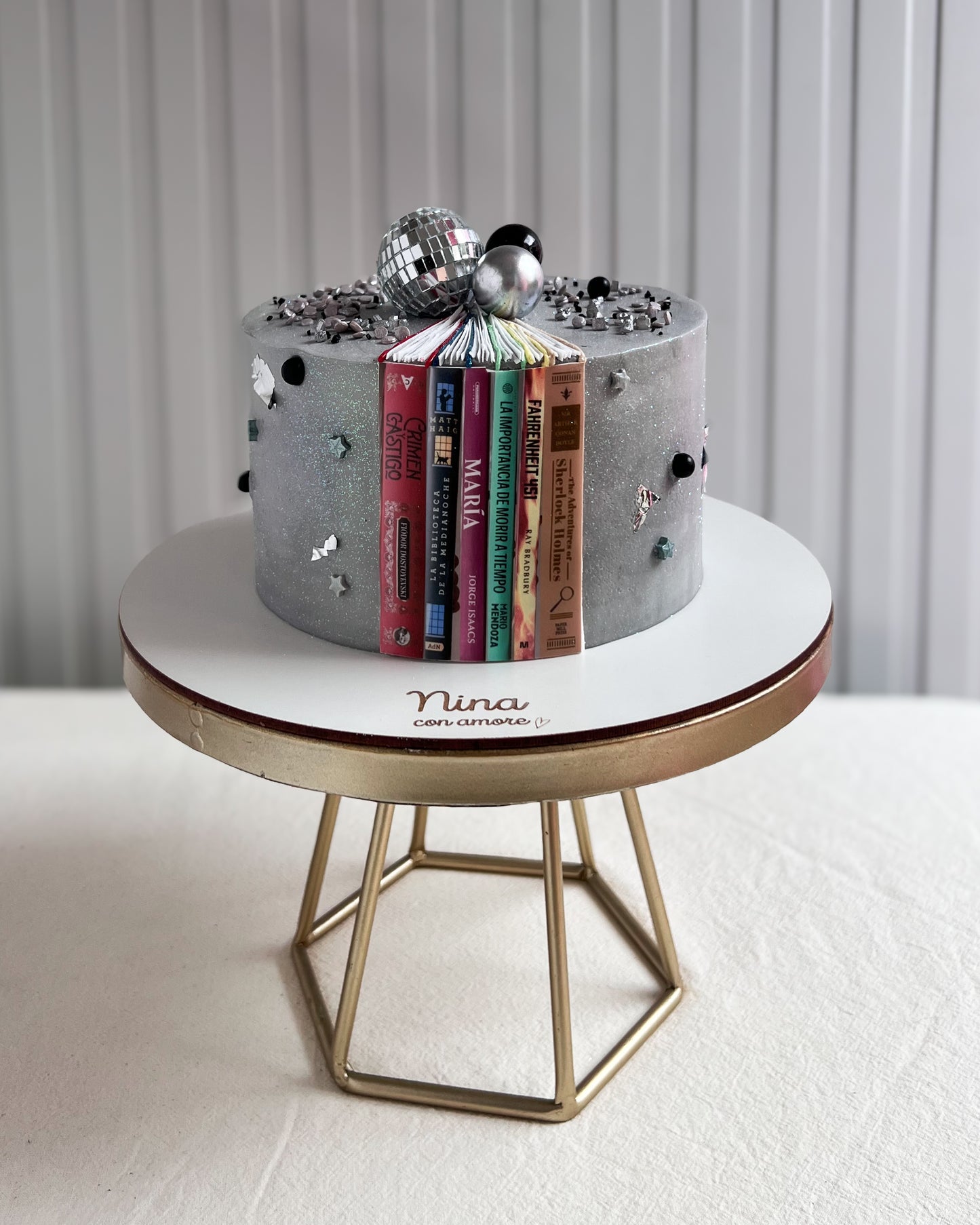LIBROS CAKE-ESFERAS