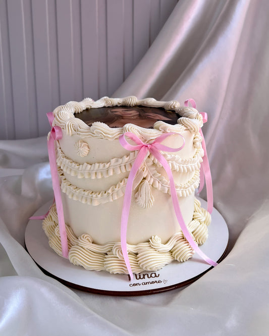 VINTAGE CAKE BLANCO CON LAZOS - Foto