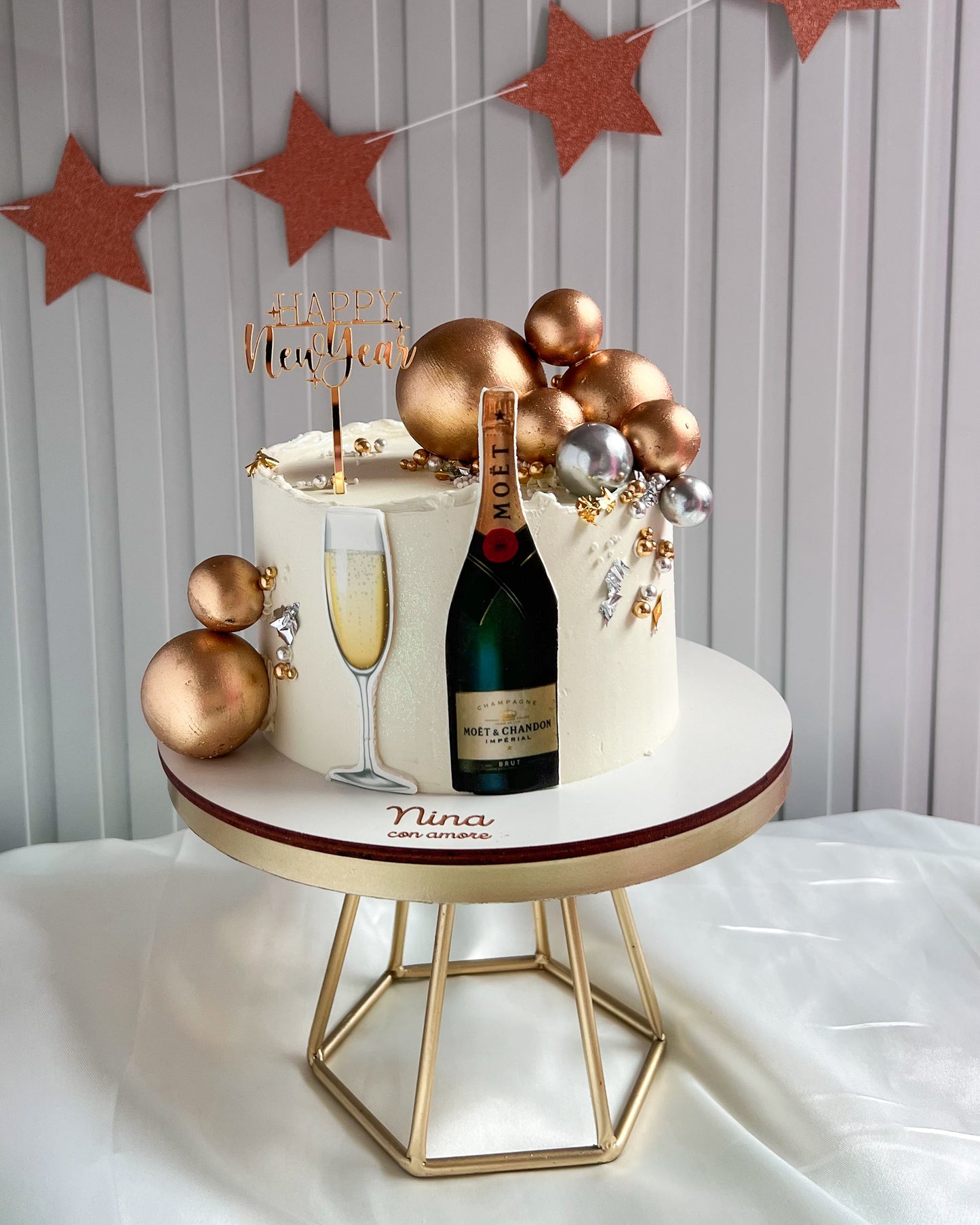 AÑO NUEVO CAKE - CHAMPAGNE