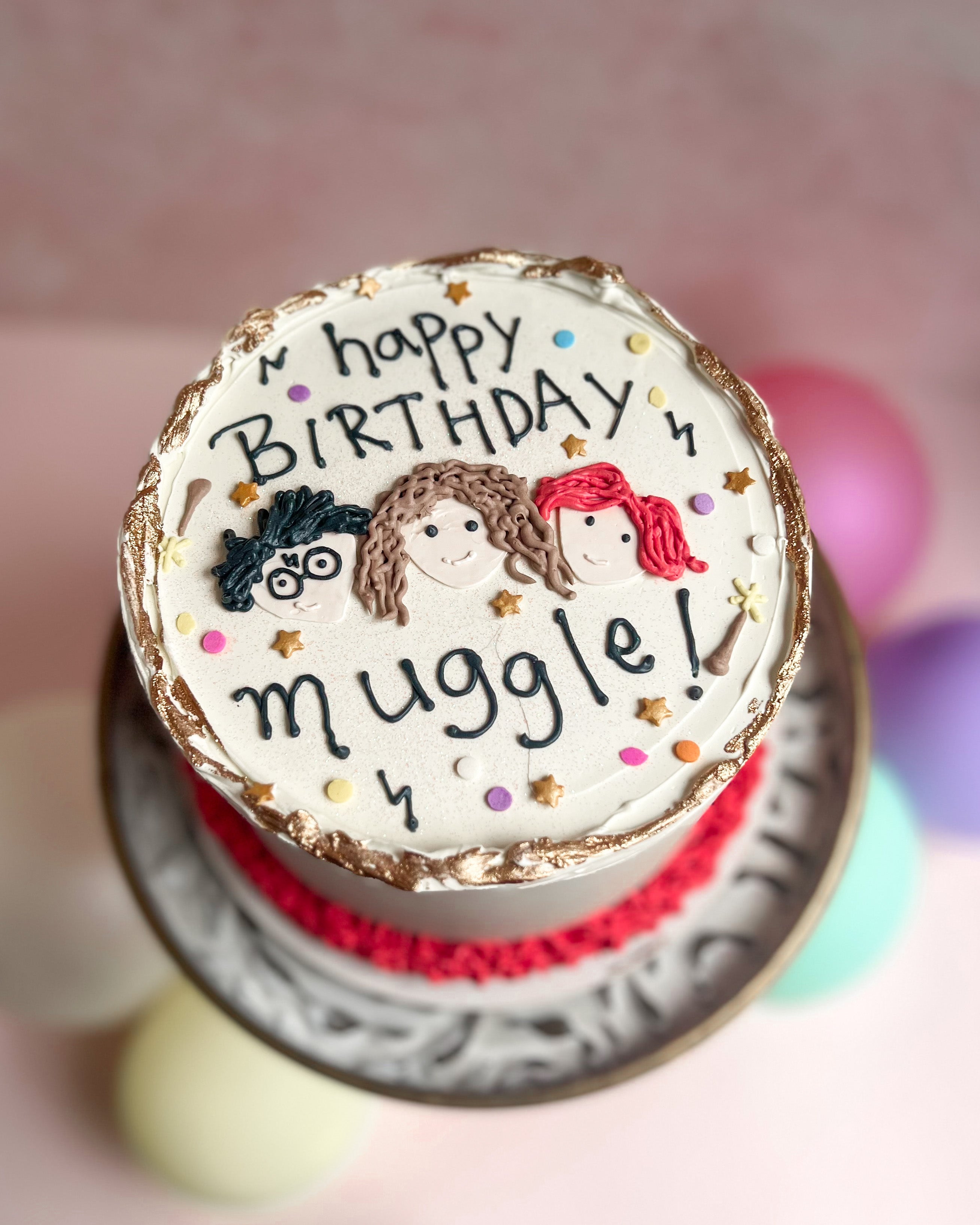 Torta de cumpleaños ~Harry potter Receta de Regina 🌸- Cookpad