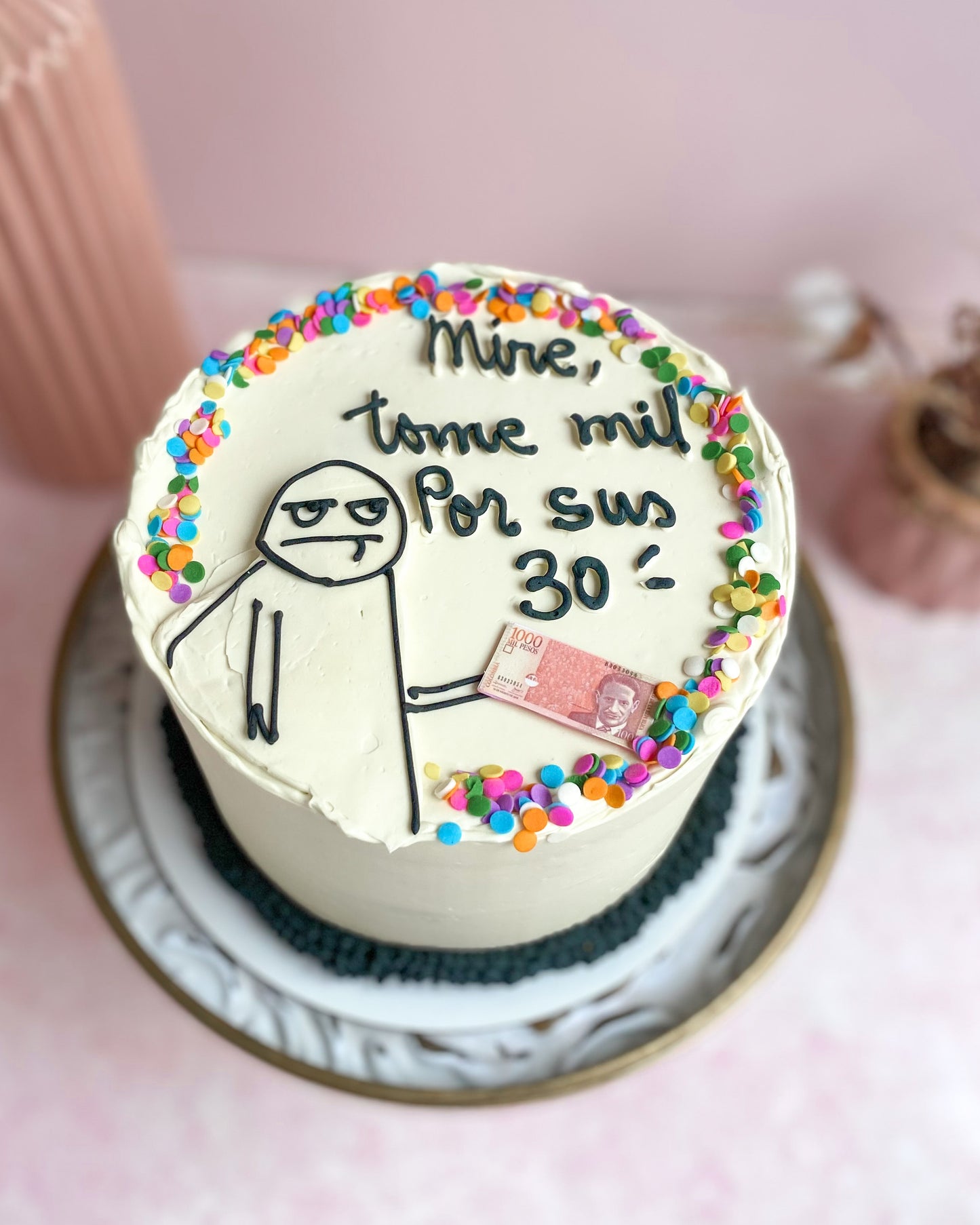 TOME MIL POR SUS *EDAD*