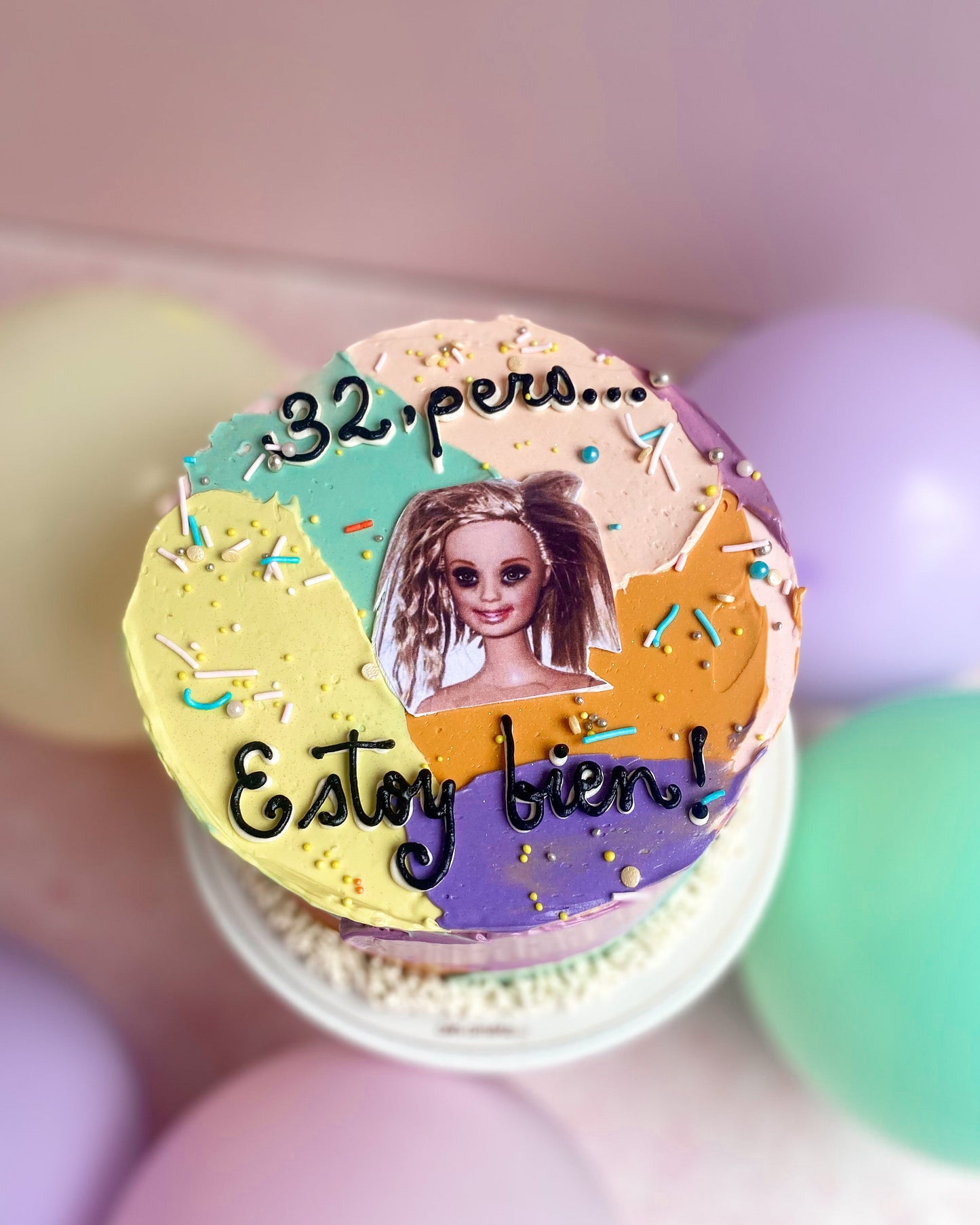 BARBIE DESTRUIDA - Pinceladas