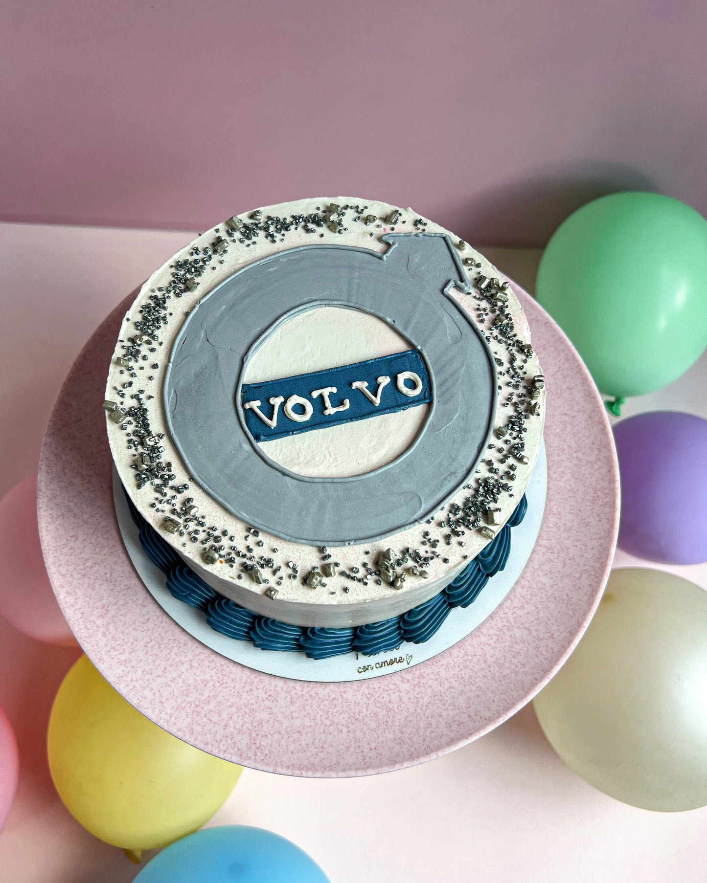 VOLVO CAKE