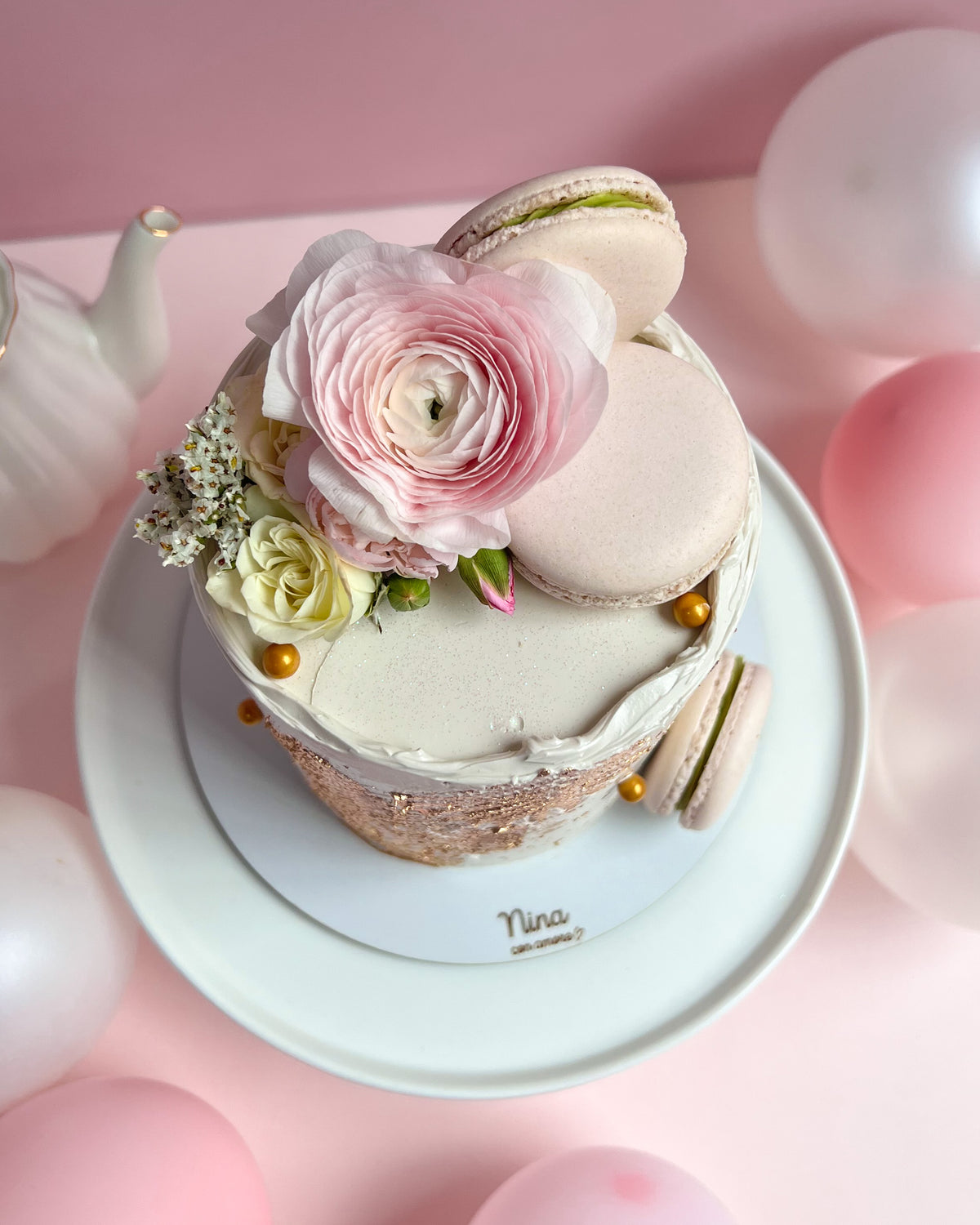 STENCIL CAKE - Golden