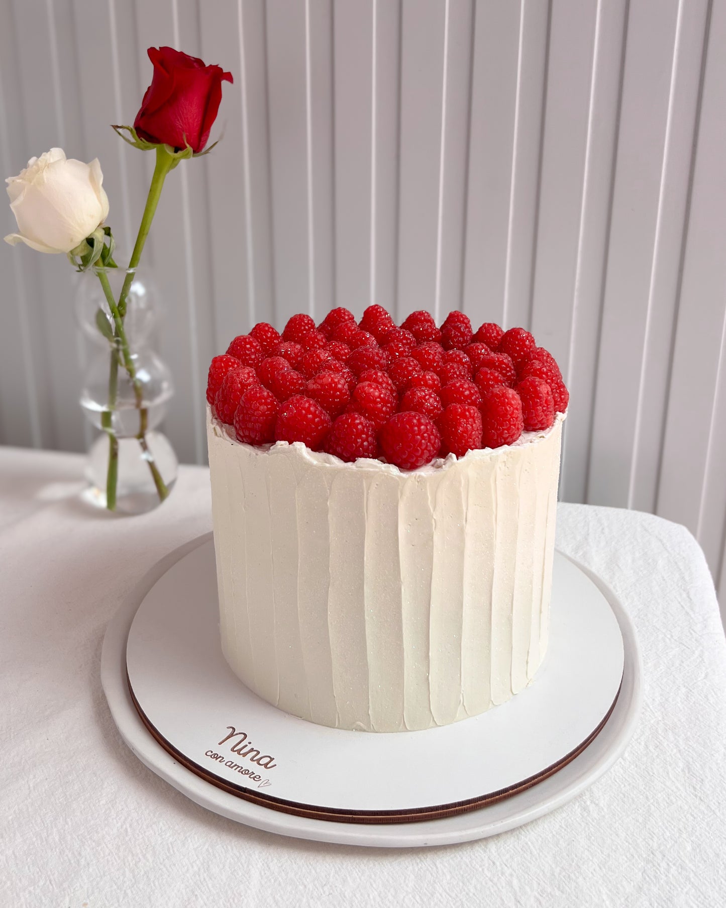 CAKE CON FRAMBUESAS