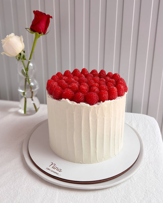 VINTAGE CAKE CON FRAMBUESAS