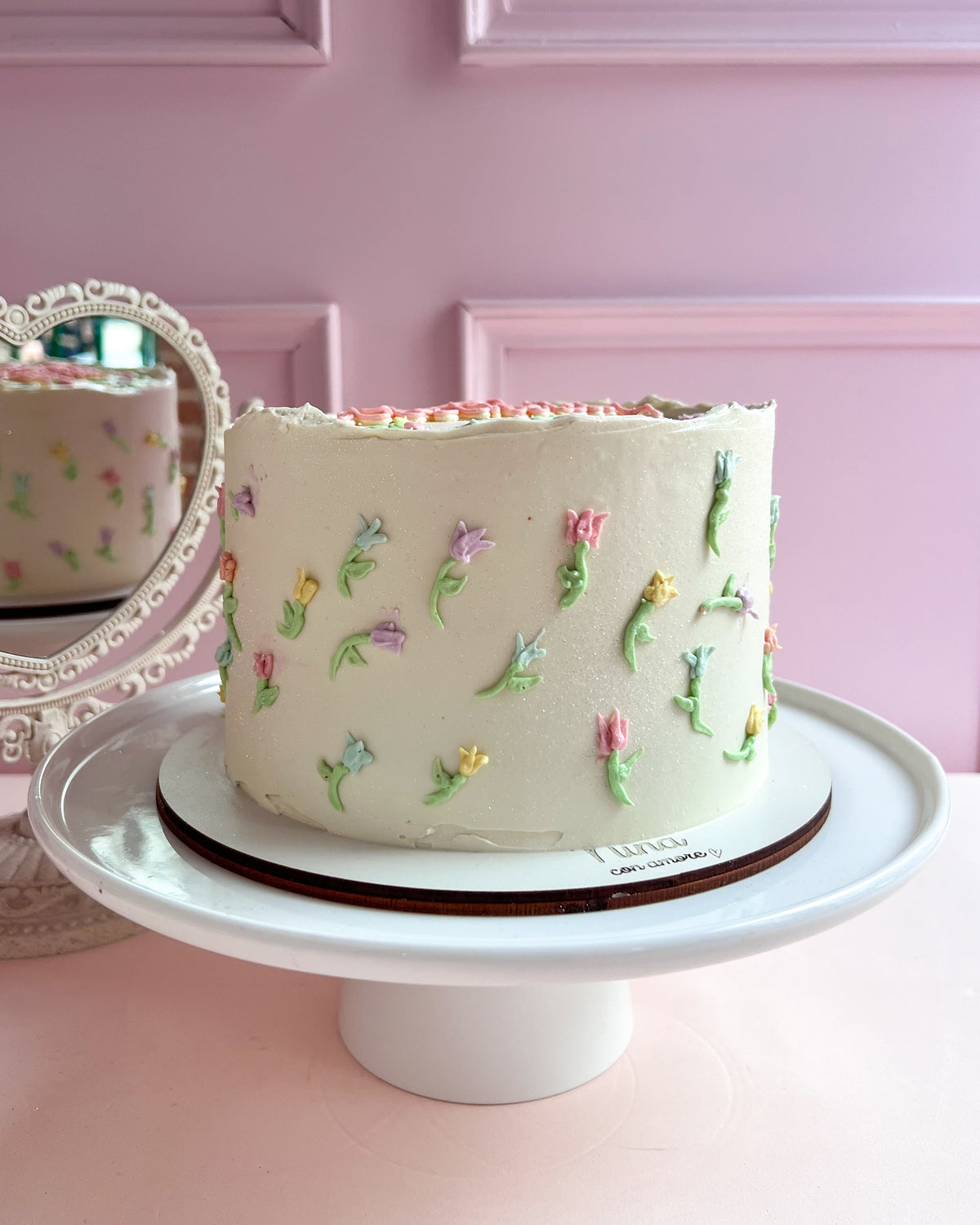 TULIPANES CAKE