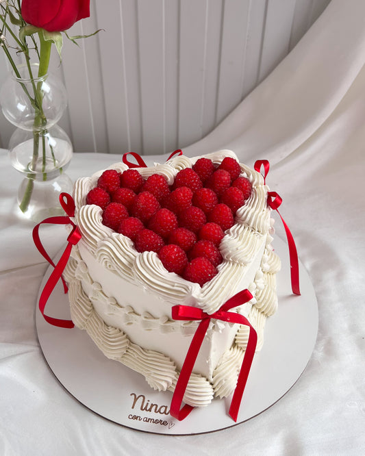 VINTAGE HEART CON FRAMBUESAS - Lazos Rojos