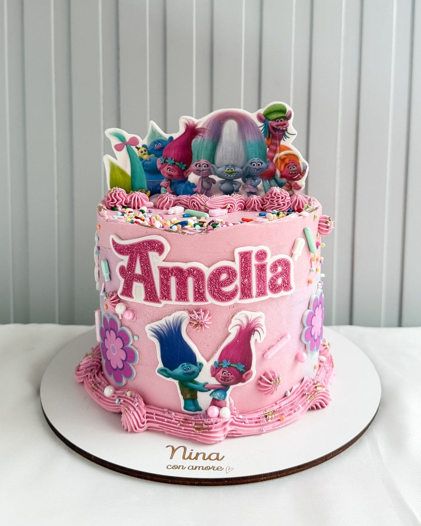 TROLLS CAKE- Rosada