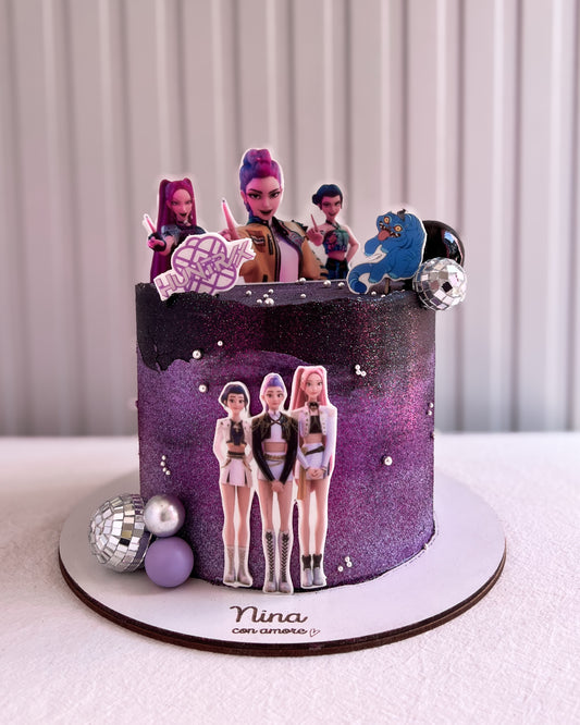 KPOP DEMON HUNTERS CAKE