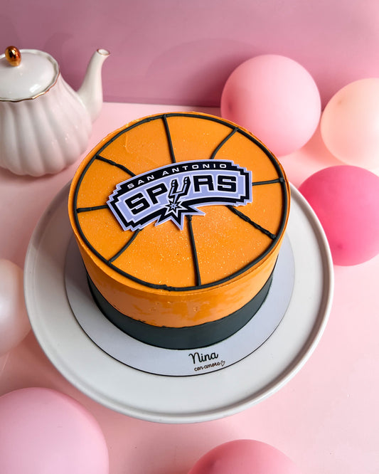 BASKETBALL CAKE