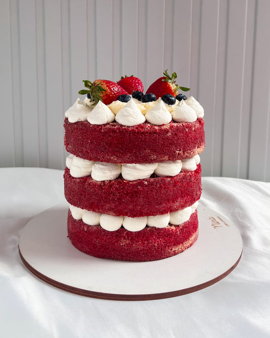 NAKED CAKE CON FRESAS Y ARANDANOS - Red Velvet