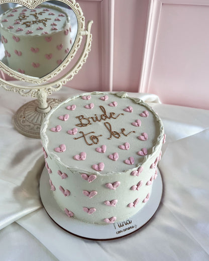 BRIDE TO BE CAKE - Corazones