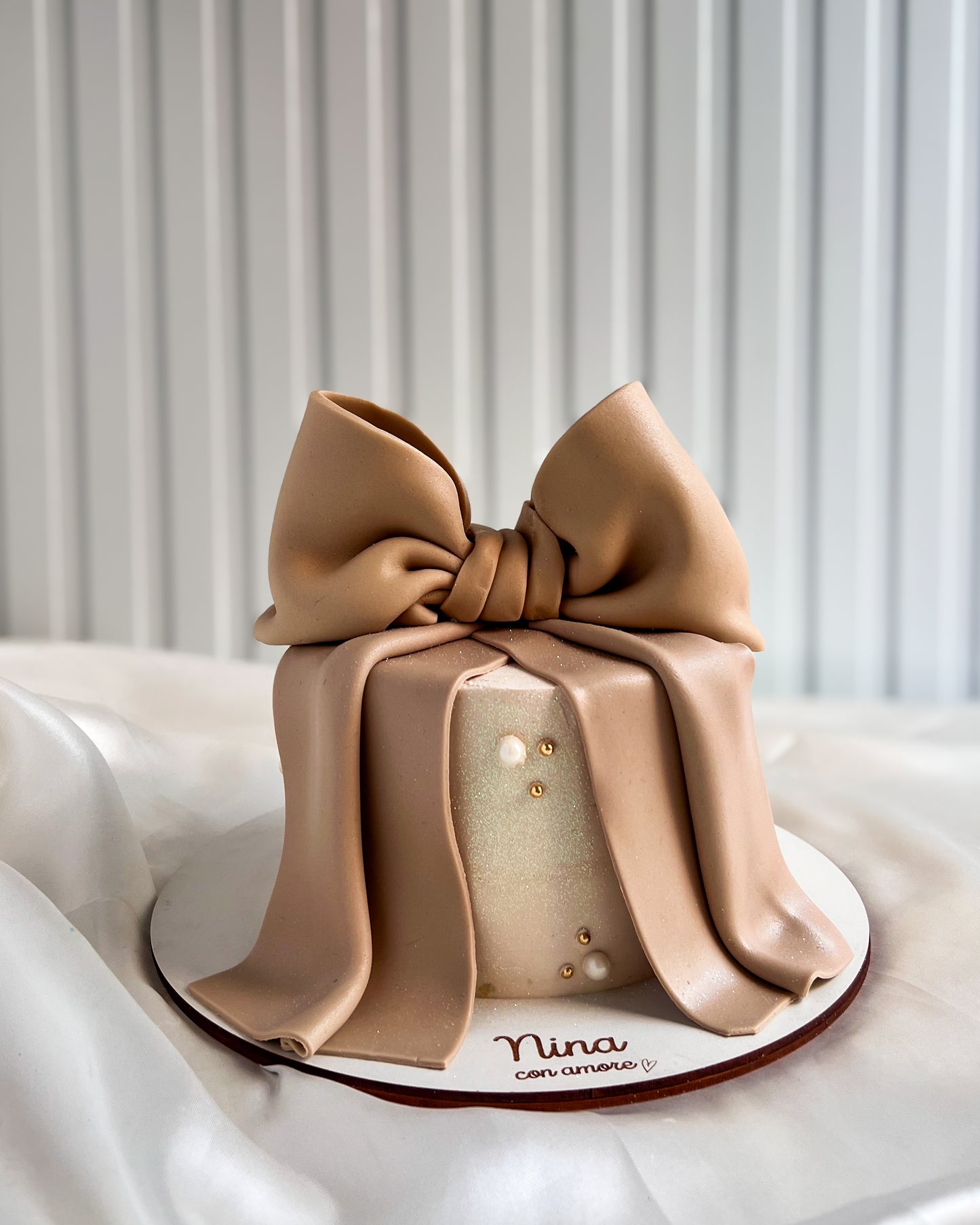 AURORA CAKE - Lazo Beige