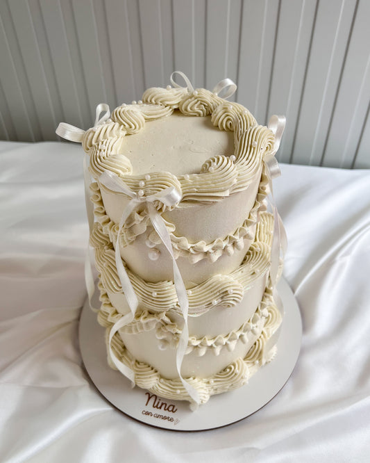 VINTAGE CAKE 2 Pisos - All White Lazos y Perlas