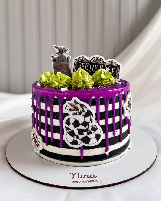 BEETLEJUICE CAKE