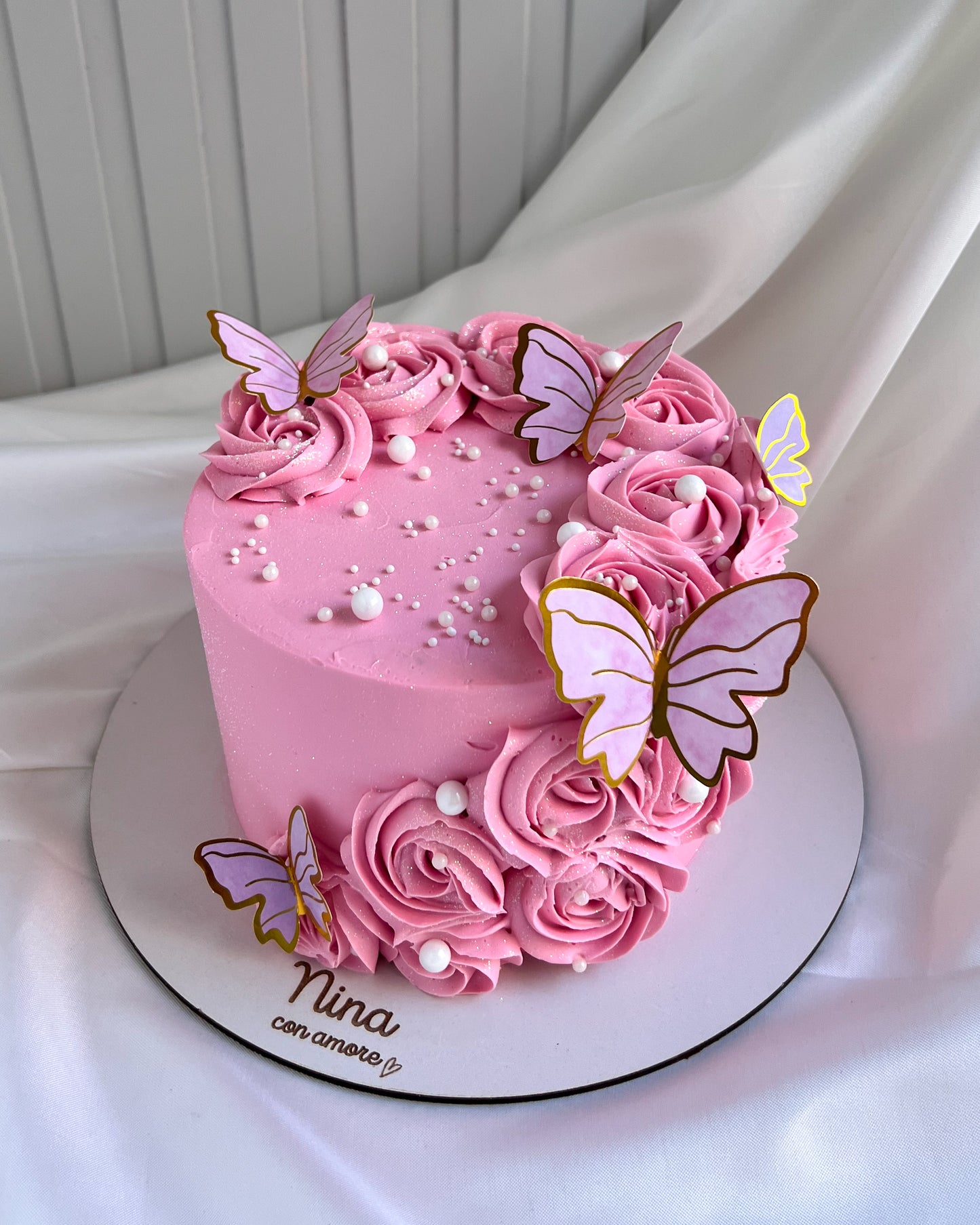 CAKE PINK ROSETAS Y MARIPOSAS  - Perlas Plateadas