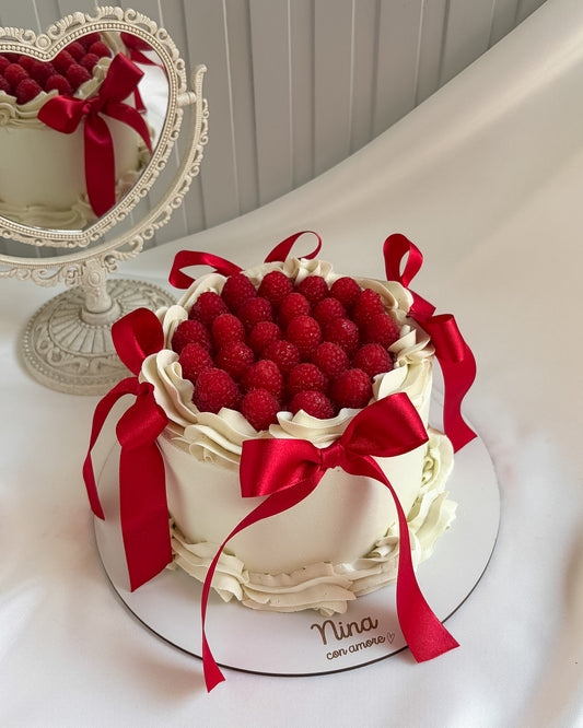 VINTAGE CAKE CON FRAMBUESAS - Lazos Rojos Maxi