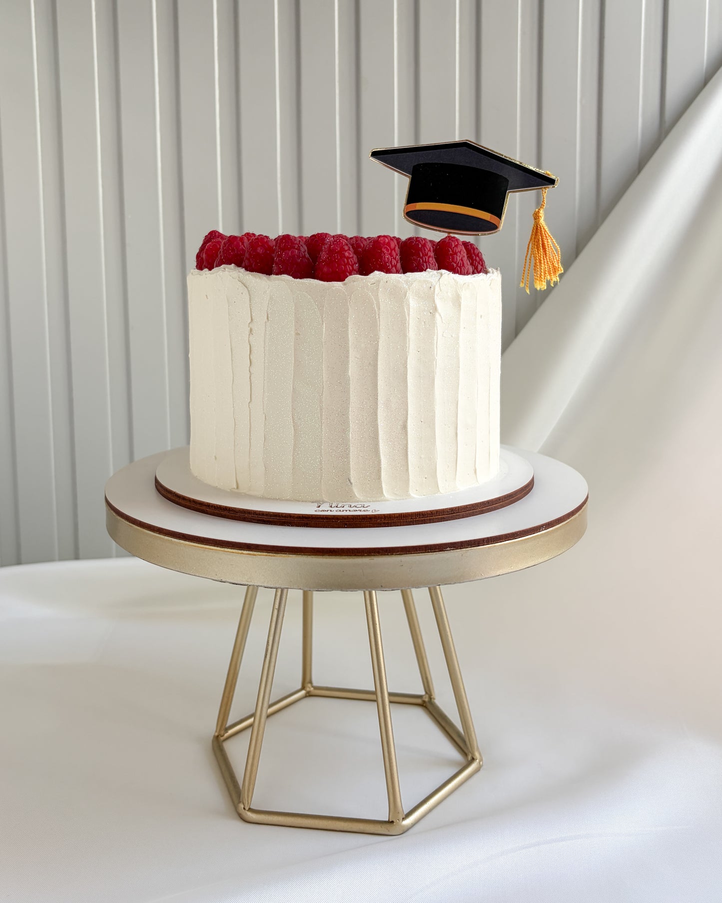 FRAMBUESAS CAKE - Relieve Con Birrete