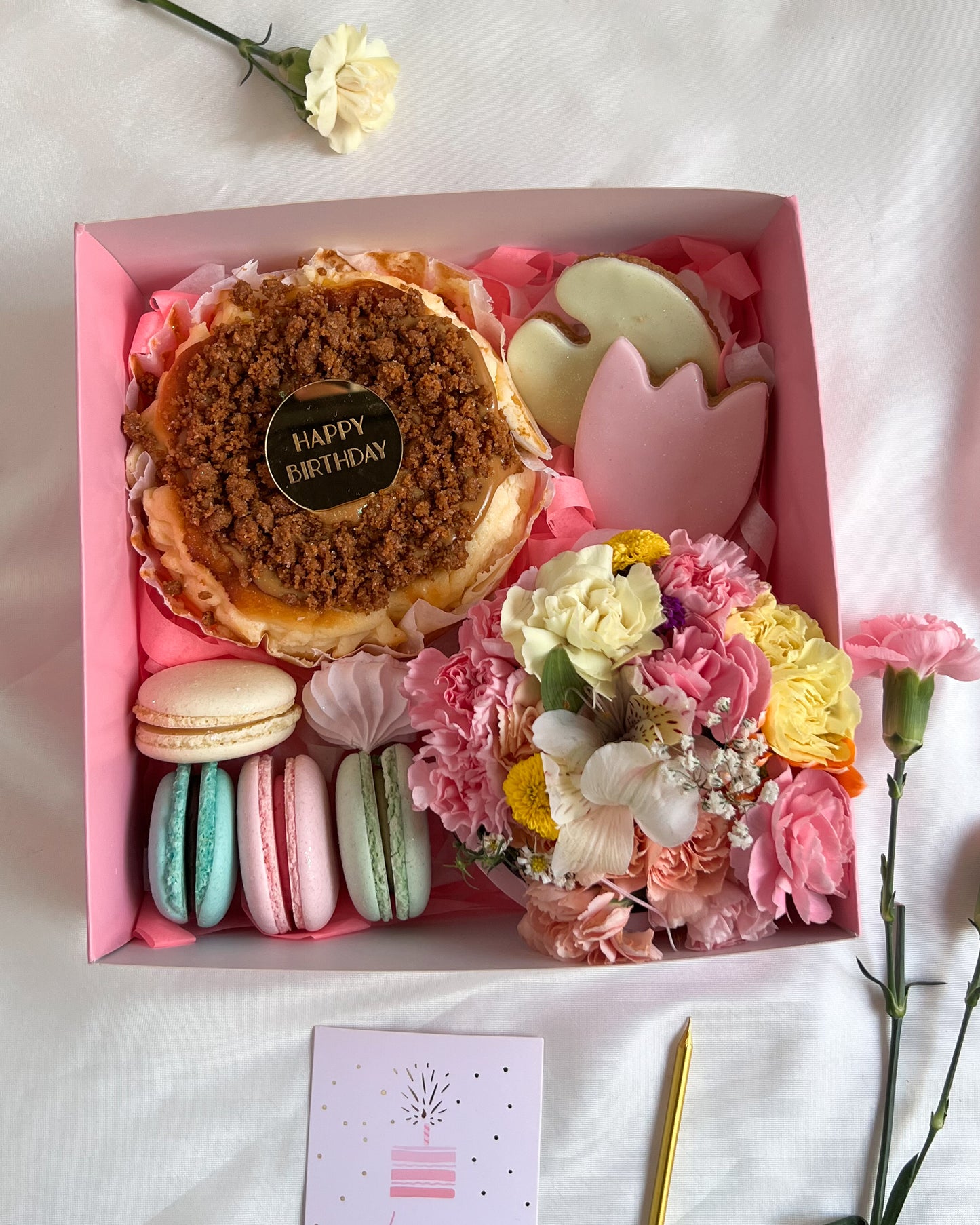 BIRTHDAY BOX - Tarta Vasca + Flores