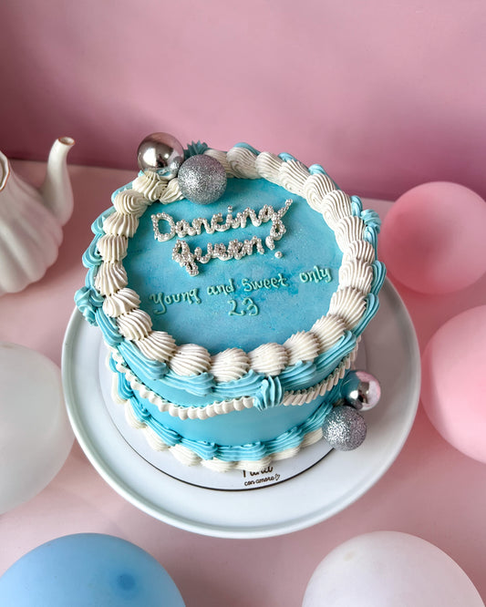 DANCING QUEEN CAKE