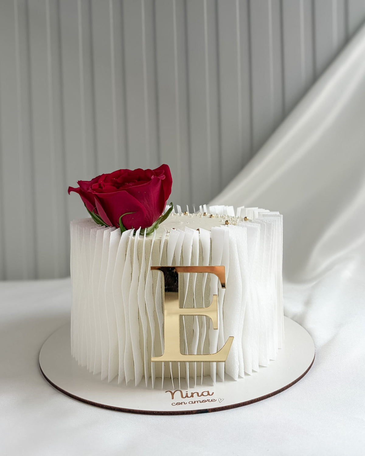 WAFER CAKE- Rosa y Letra Dorada