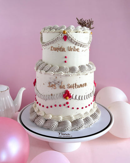 VINTAGE GRADUATION CAKE